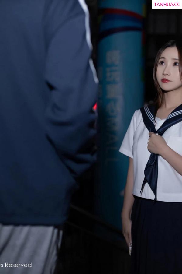   [XiuRen]高清写真图 2024.04.24 No.8443 杏子Yada 黑丝美腿第6张图片